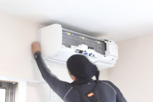 エアコンを自分でつけたい